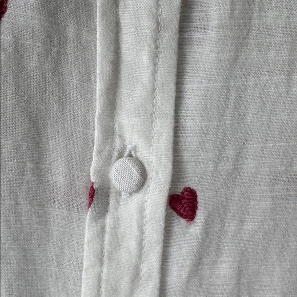 Lauren Conrad Embroidered Heart Blouse NWOT - Picture 4 of 5